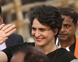 Priyanka may begin political innings with Kumbh holy dip