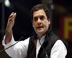 Rahul attacks PM on Rafale; Jaitley accuses him of lying