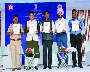 Railways Minister launches CORAS