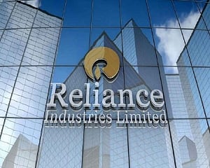 Reliance, BP form joint venture to set up 5,500 petrol pumps