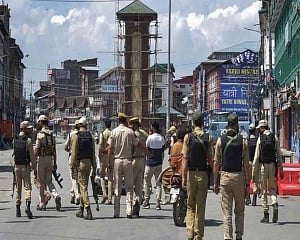Restrictions on movement of people lifted in most parts of Kashmir