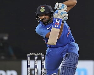 Rohit completes 8000 runs ODIs