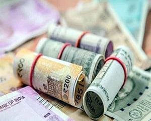 Rs  tumbles 68 paise against US dollar on crude oil woes