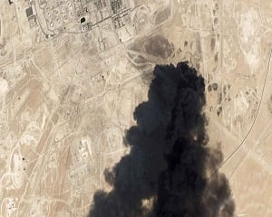 Saudi halts production at attacked oil plants: minister