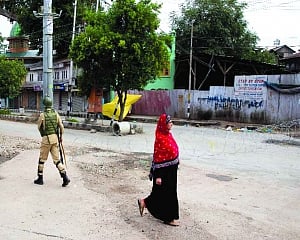 Schools, Govt offices to reopen today in Valley