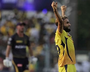 Sensational Tahir four-for derails KKR to 161/8