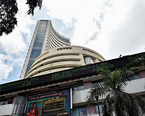 Sensex ends 147 pts higher; Tata Motors soars 9 pc