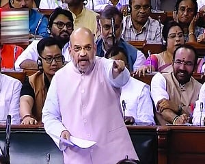 Shah blames Nehru  for Kashmir problem