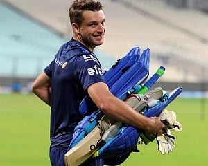 Smith calls Buttler one of world's most 'destructive batsmen'