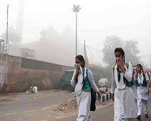 Smoke from stubble burning in neighbouring states causing 'severe' pollution in Delhi: Kejriwal