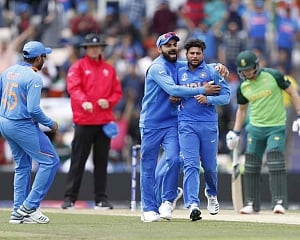 South Africa score 227/9 against India