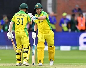 Sri Lanka win toss, elect to bowl against Australia