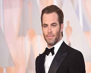 Steve Trevor is tonally different in 'Wonder Woman 1984: Chris Pine
