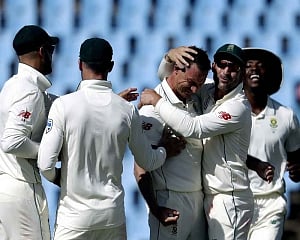 Steyn, Rabada strike in second innings
