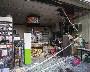 Strong quake kills two in south Philippines