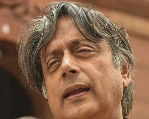 Sunanda Pushkar death case: Delhi police pushes for prosecution of Tharoor on murder charge