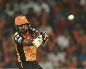 Sunrisers Hyderabad beat Rajasthan Royals by 5 wickets in IPL