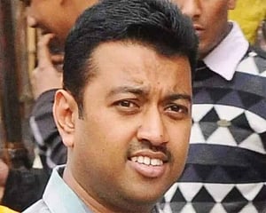 Suspended TMC MLA Subhrangshu Roy to join BJP