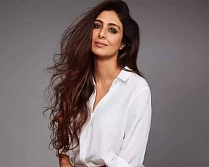 Tabu joins 'Jawaani Jaaneman'