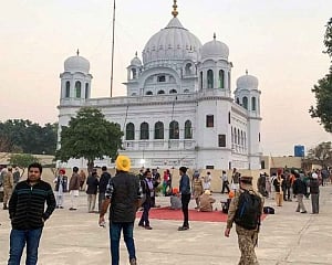 India, Pak officials discuss technical aspects of Kartarpur corridor