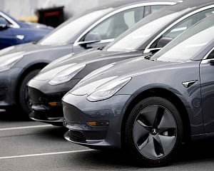 Tesla breaks all records, delivers 95,200 cars in Q2