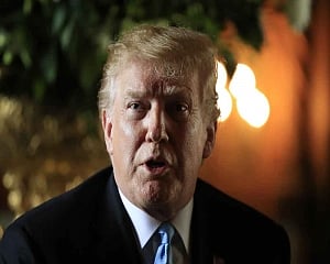 Trump cuts foreign aid, threatens to close Mexico border