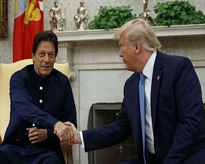 Trump offers to mediate on Kashmir issue; India rejects