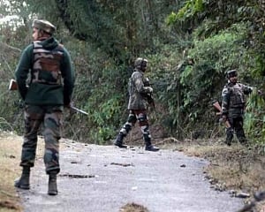 3 CRPF men killed in encounter with Naxals in Chhattisgarh; girl dies in crossfire