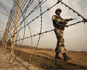 US lawmakers urge Pak to refrain from any retaliatory aggression against India