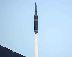US spy satellite launched into orbit from California