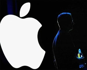 US stocks set for another big fall after Apple's warning