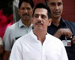Vadra admitted in Noida hospital for back pain