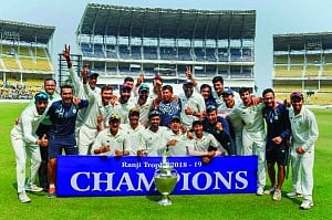 Valiant Vidarbha defend crown