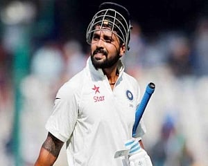 Vijay to play for Somerset in last three Championship matches