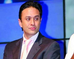 Wadia Group shares fall
