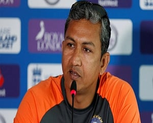 Want KL to be versatile ODI player like Dravid: Bangar
