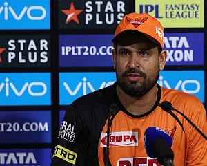 Warner always an entertainer: Yusuf