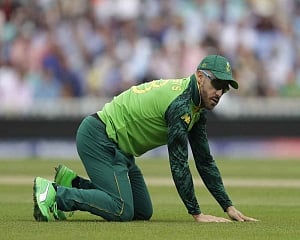 We need to move on quickly from England loss: Du Plessis