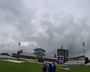 Wet outfield delays start of India-New Zealand game