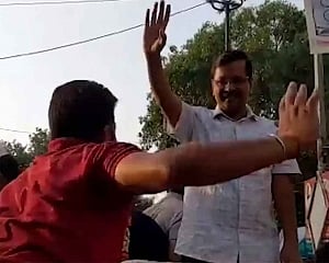 Which 'nationalist PM' gets CM of national capital 'attacked': Kejriwal