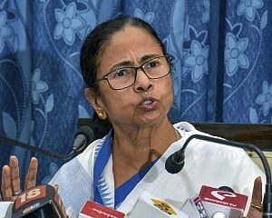 Will oppose Citizenship (Amendment) Bill, Centre will have to withdraw it: Mamata
