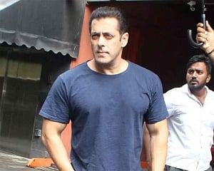 Will work hard to give fans what they want to see of me: Salman