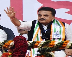Won't take part in Cong poll campaign, says sulking Nirupam