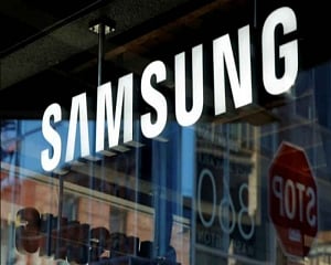 Xiaomi, Samsung don't target undecided smartphone buyers