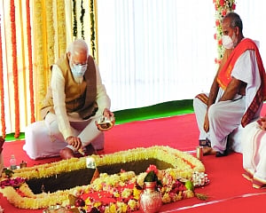 ‘New Parl building a Atmanirbhar Bharat sign’