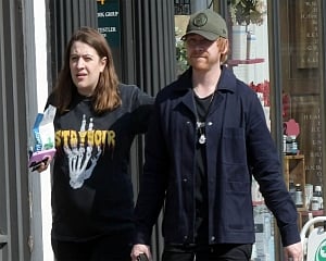 'Harry Potter' star Rupert Grint announces girlfriend Georgia Groome's pregnancy