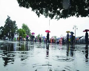 'Very heavy' rainfall expected in Assam, Meghalaya from May 26-28, IMD issues red alert