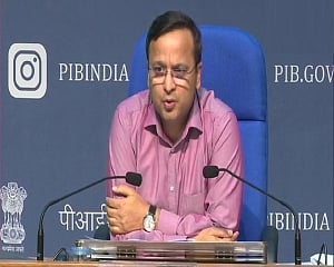Death toll due to COVID-19 rises to 353; cases climb to 10,815: Health Ministry