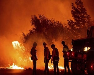 10 now dead in massive Northern California wildfire