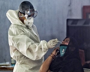 2,373 fresh COVID-19 cases in Delhi take tally to over 92K; death toll mounts to 2,864